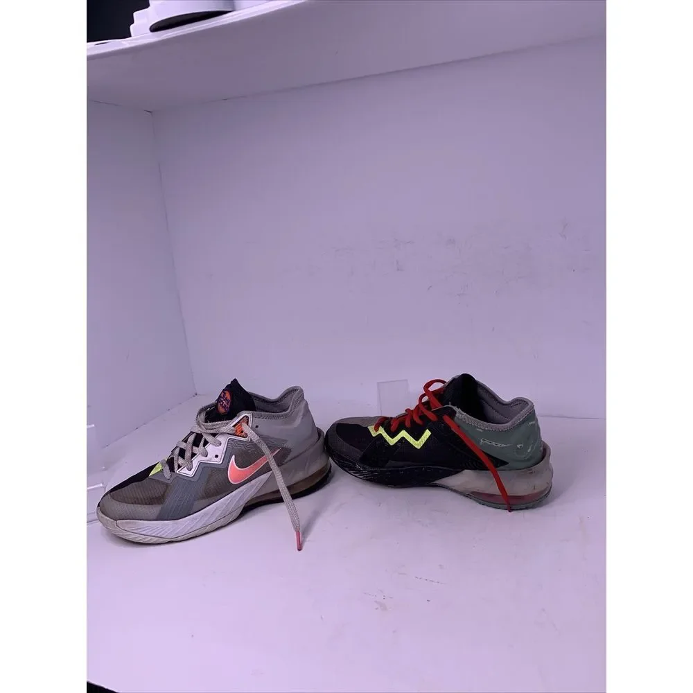 Nike Lebron 18 Low GS Bugs vs Marvin Kids  Size 6Y DJ3760-005‎